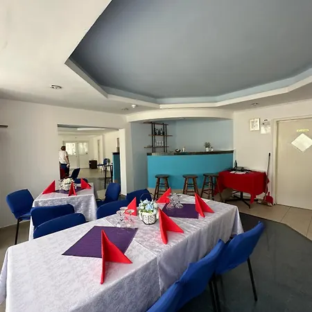 Vila Trandafirul Si Liliacul Hotel Caciulata